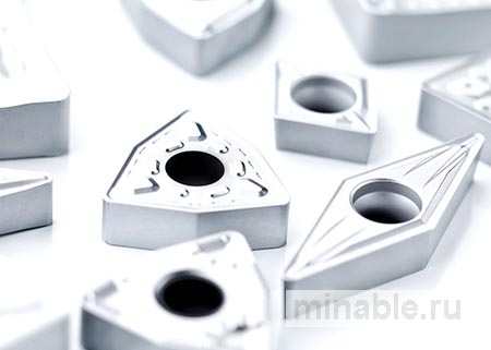 Режущие вставки для токарной обработки стали с выявлением износа края