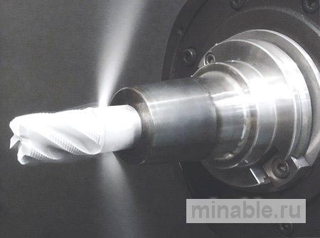 Криогенно оборудованный станок для обработки титановых деталей