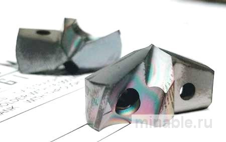 Вставка из конструкционной стали