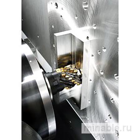 5-осевые горизонтальные обрабатывающие центры Makino для резания титана