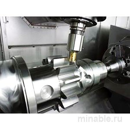 Токарно-фрезеровальный станок CTX gamma 3000 TC компании DMG с возможностью фрезерования одновременно на 5 осях