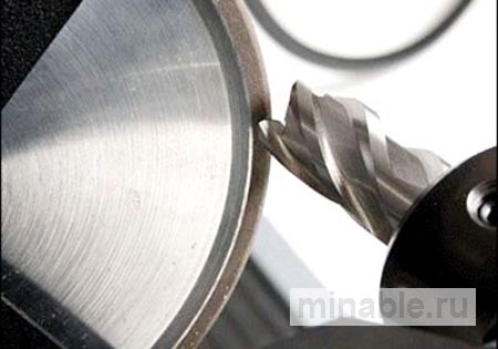 Компания Raynor Tools помогает снизить на 60 % расходы на инструментальную базу