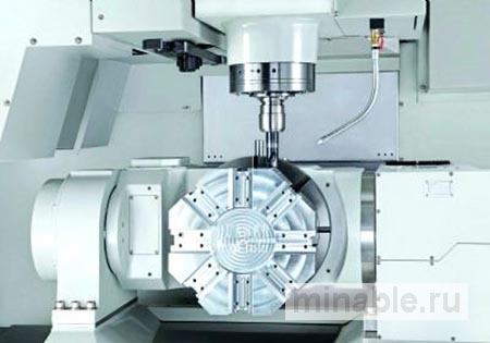 Многоцелевой станок для обработки деталей с 5 сторон серии Quaser MF 500С от компании Hardinge