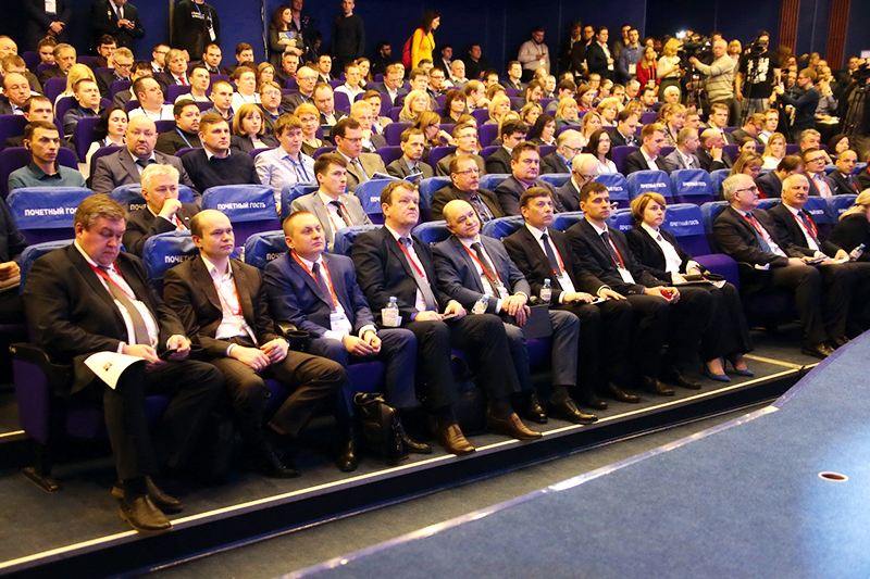 Регион — предприятие — университе