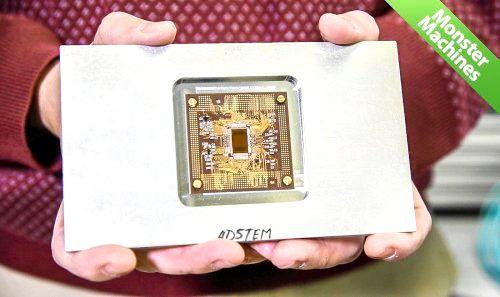 Новый электронный микроскоп снимает видео на субатомном уровне и генерирует 4 ТБ данных в минуту