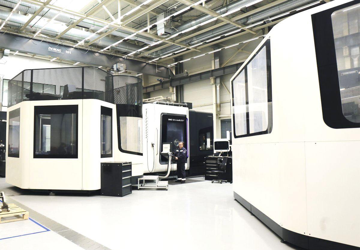 На Ульяновском станкостроительном заводе собран первый пятиосевой фрезерный центр под брендом УСЗ/Ulianovsk MT