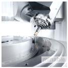 Высокоточный обрабатывающий центр с фронтальным погрузчиком от компаний DMG/Mori Seiki